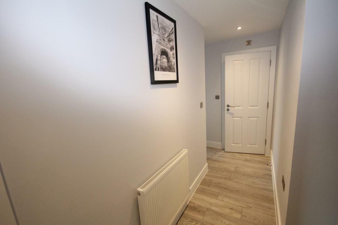 Holden Court Apartments - Apt 3 West Drayton  Εξωτερικό φωτογραφία